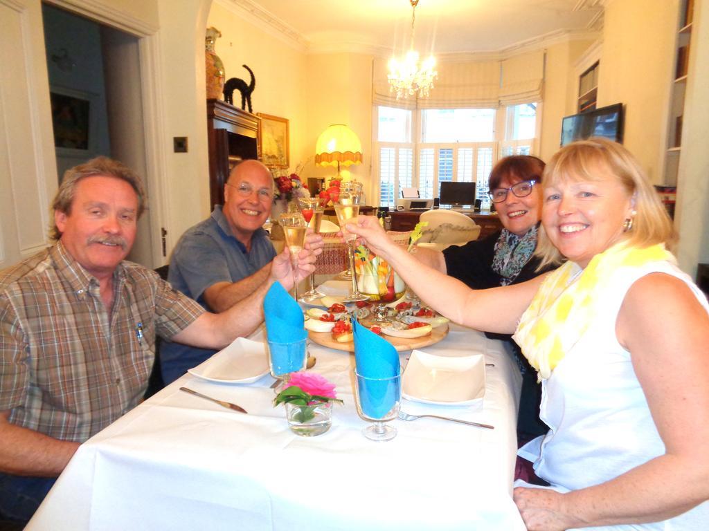 Rue Saint Jacques Guest House Лондон Екстериор снимка
