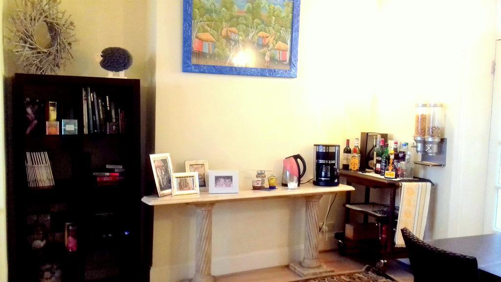 Rue Saint Jacques Guest House Лондон Екстериор снимка