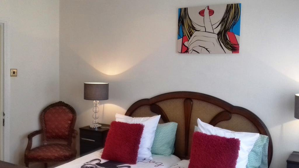 Rue Saint Jacques Guest House Лондон Екстериор снимка